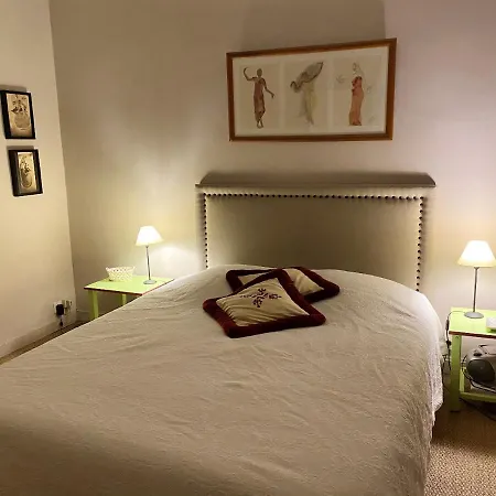 Appartement De 4 Chambres A St Jean De Luz Avec Magnifique Vue Sur La Montagne Balcon Et Wifi A 150 M De La Plage Apartmán