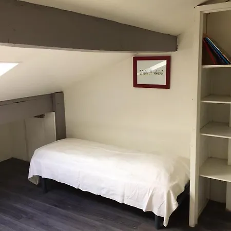 Appartement De 4 Chambres A St Jean De Luz Avec Magnifique Vue Sur La Montagne Balcon Et Wifi A 150 M De La Plage * Saint-Jean-de-Luz